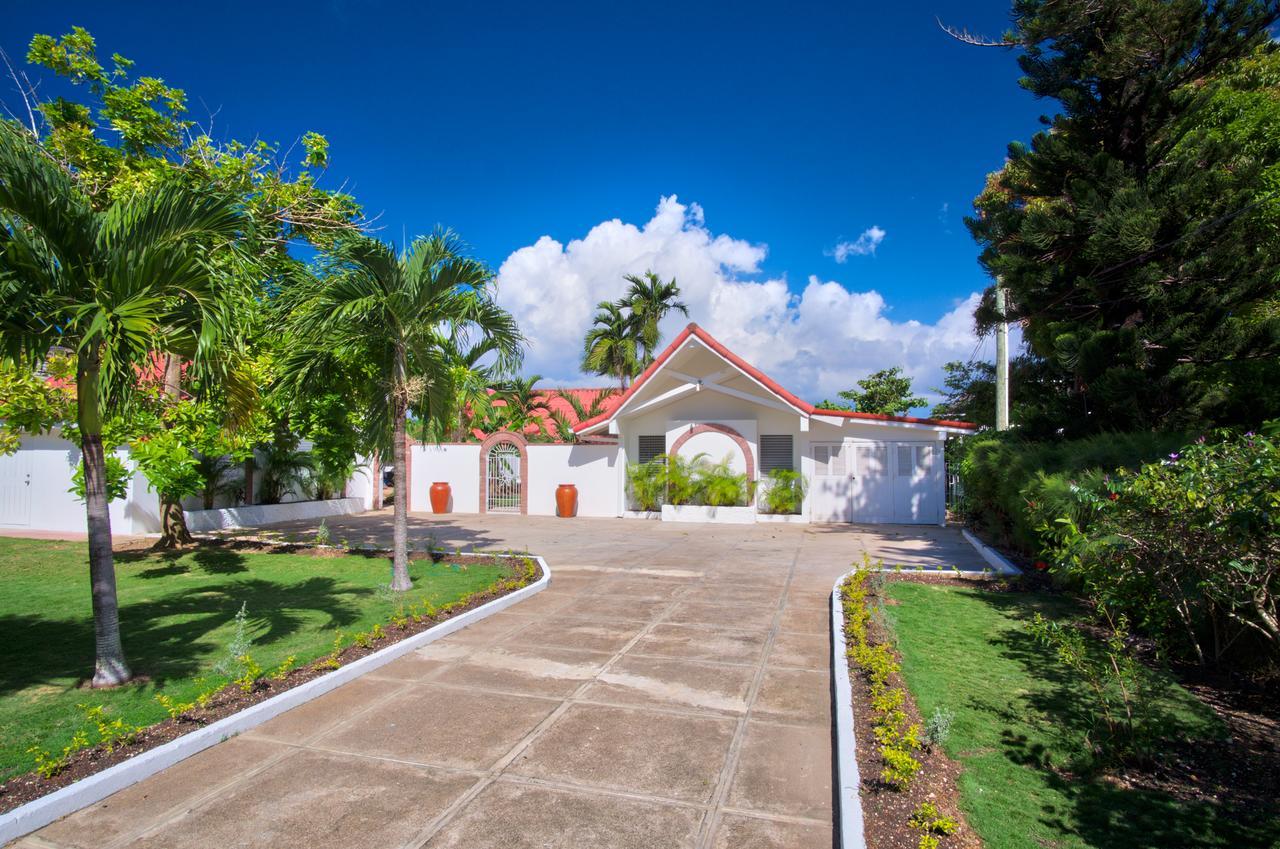 Sunspot Villa Ранэвей-Бей Экстерьер фото